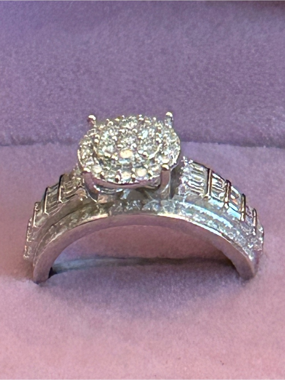 Dazzling 2.25CTW Genuine Moissanite Cluster Ring in 925 Sterling Silver Size 9 - Picture 9 of 12